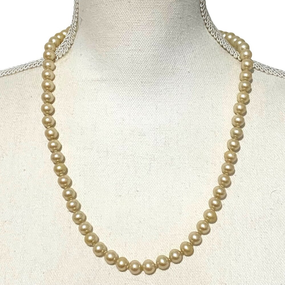 Vintage Faux Pearl Necklace 24" Mob Wife Classic Costume Fashion‎ Jewelry Girly